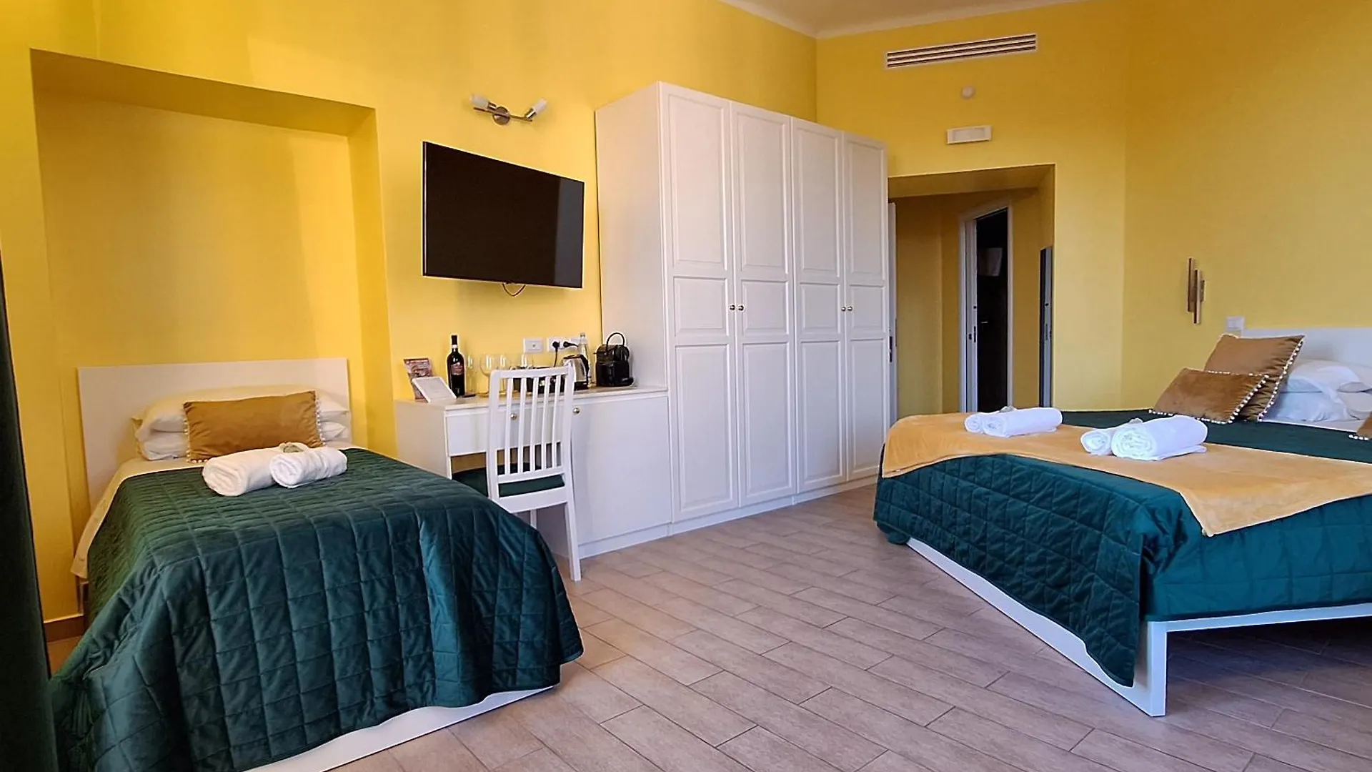 Residenze Serventi Longhi Rome