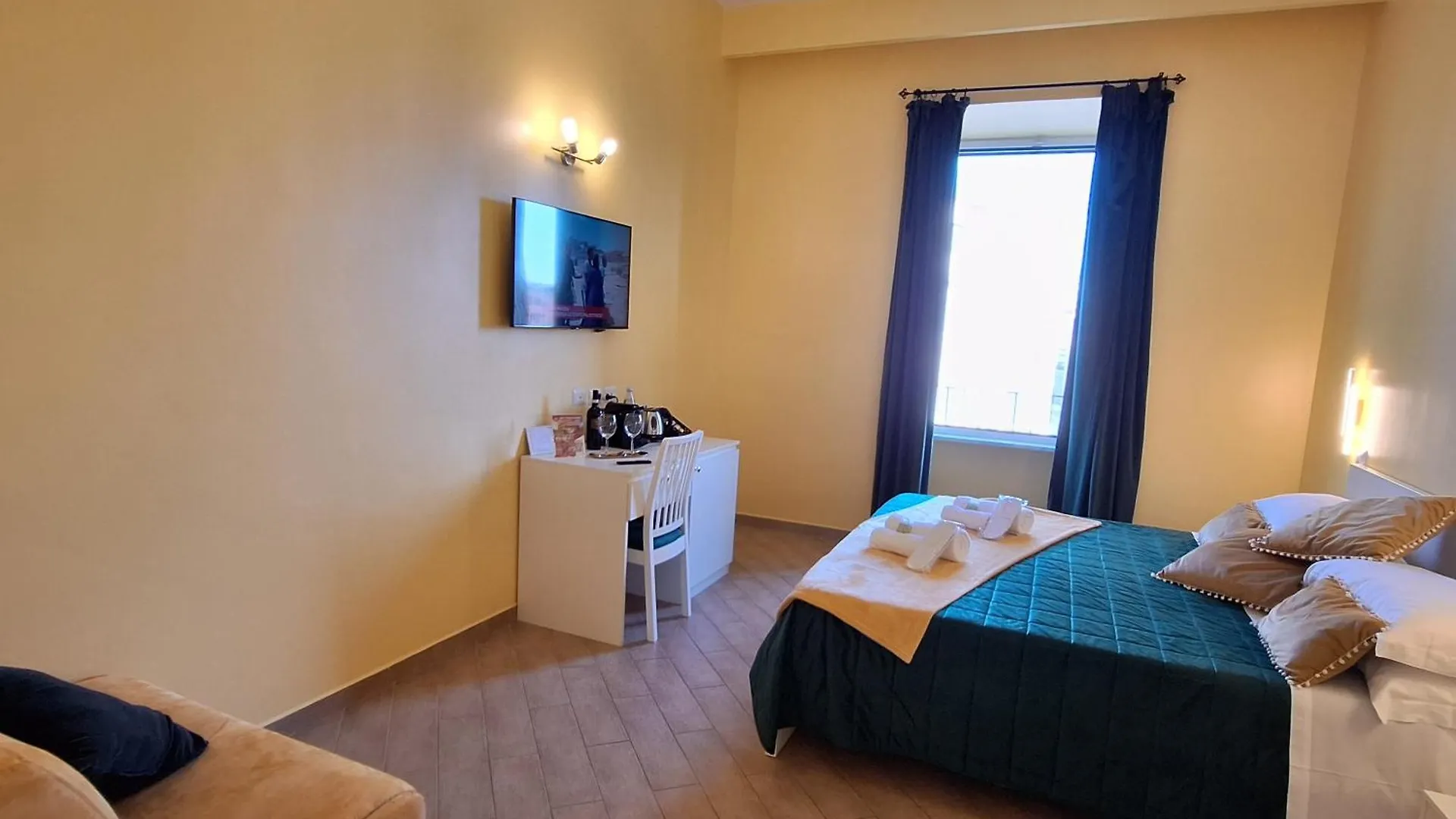 Residenze Serventi Longhi Rome 0*,