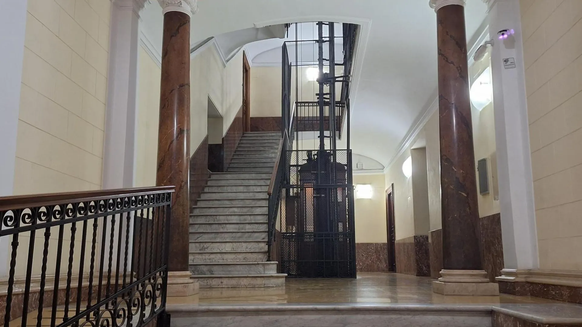 Residenze Serventi Longhi Rome