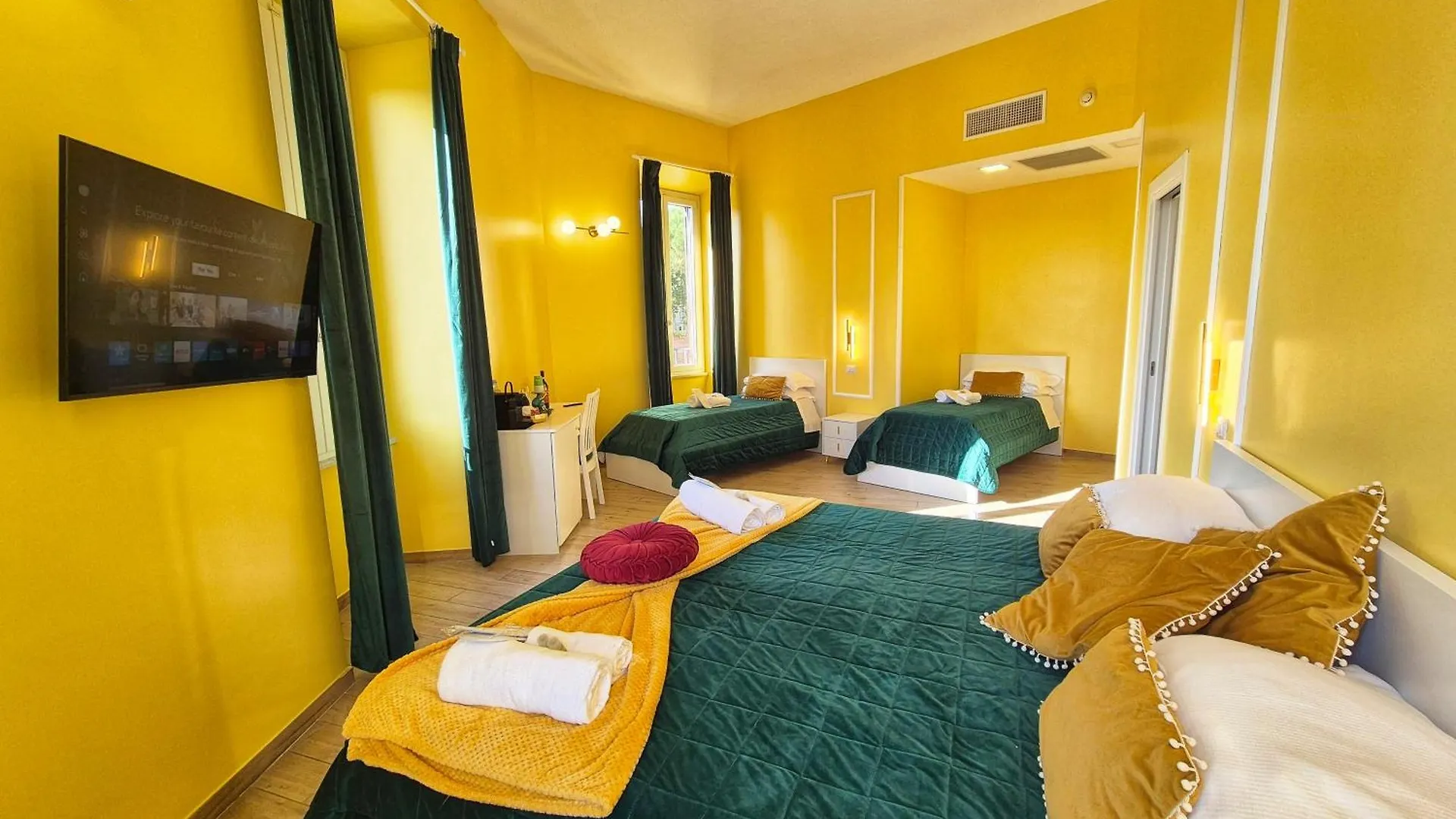 Residenze Serventi Longhi Rome 0*,