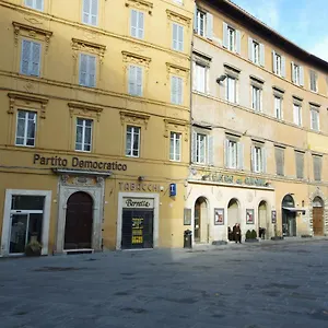 Vannucci House Apartamento Perúgia